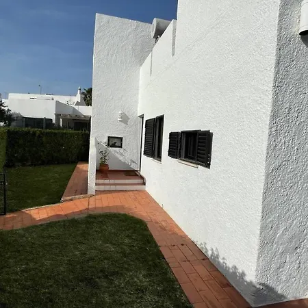 De By Sunny Deluxe Holiday home *