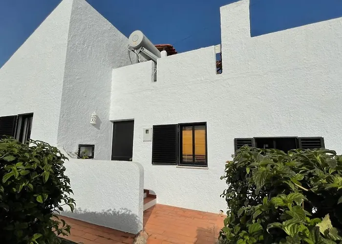 De By Sunny Deluxe Vakantiehuis *